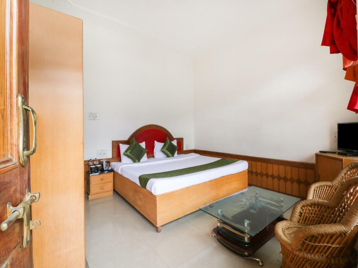 Aryavart Hotel Manāli Eksteriør bilde