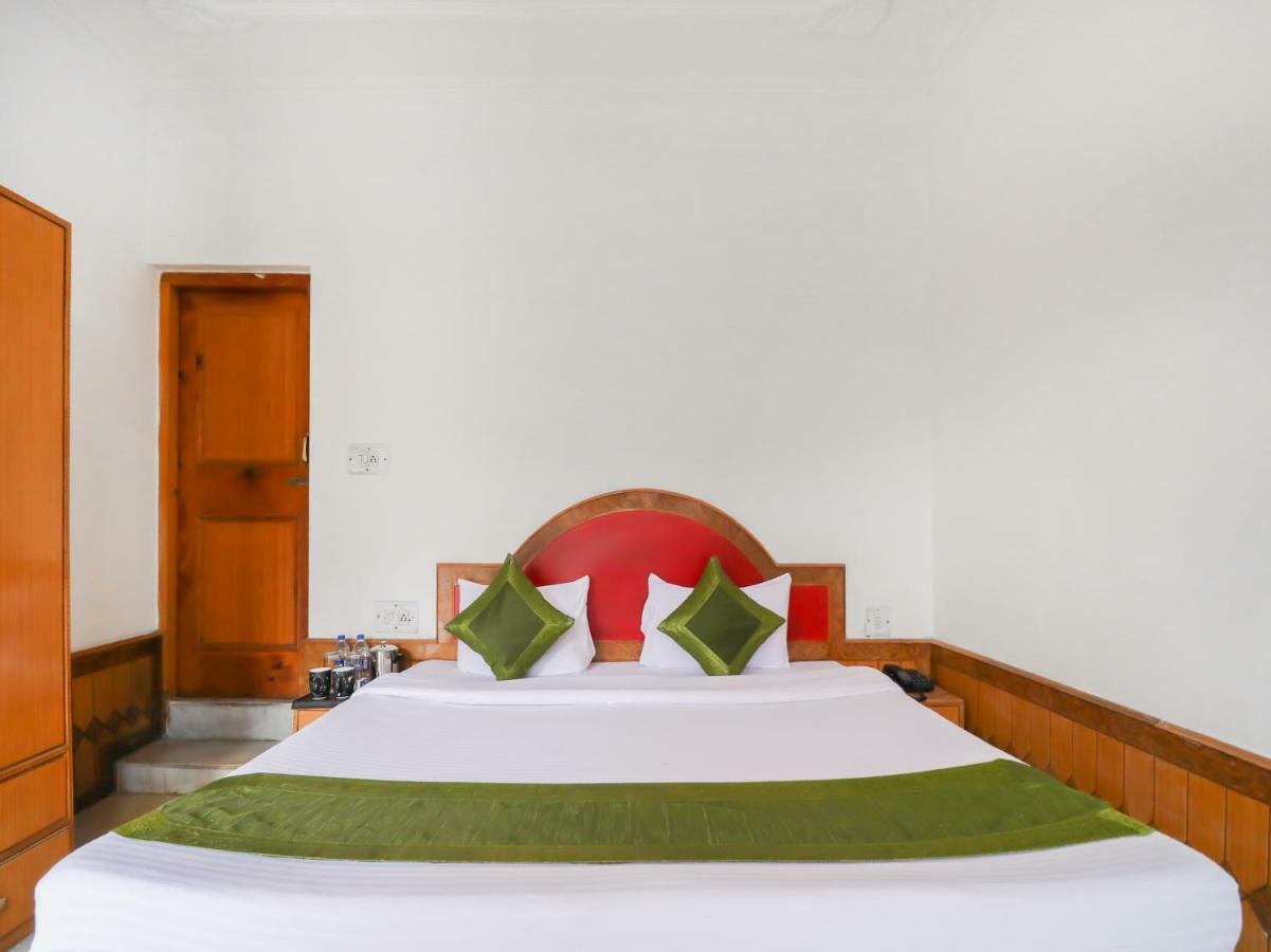 Aryavart Hotel Manāli Eksteriør bilde
